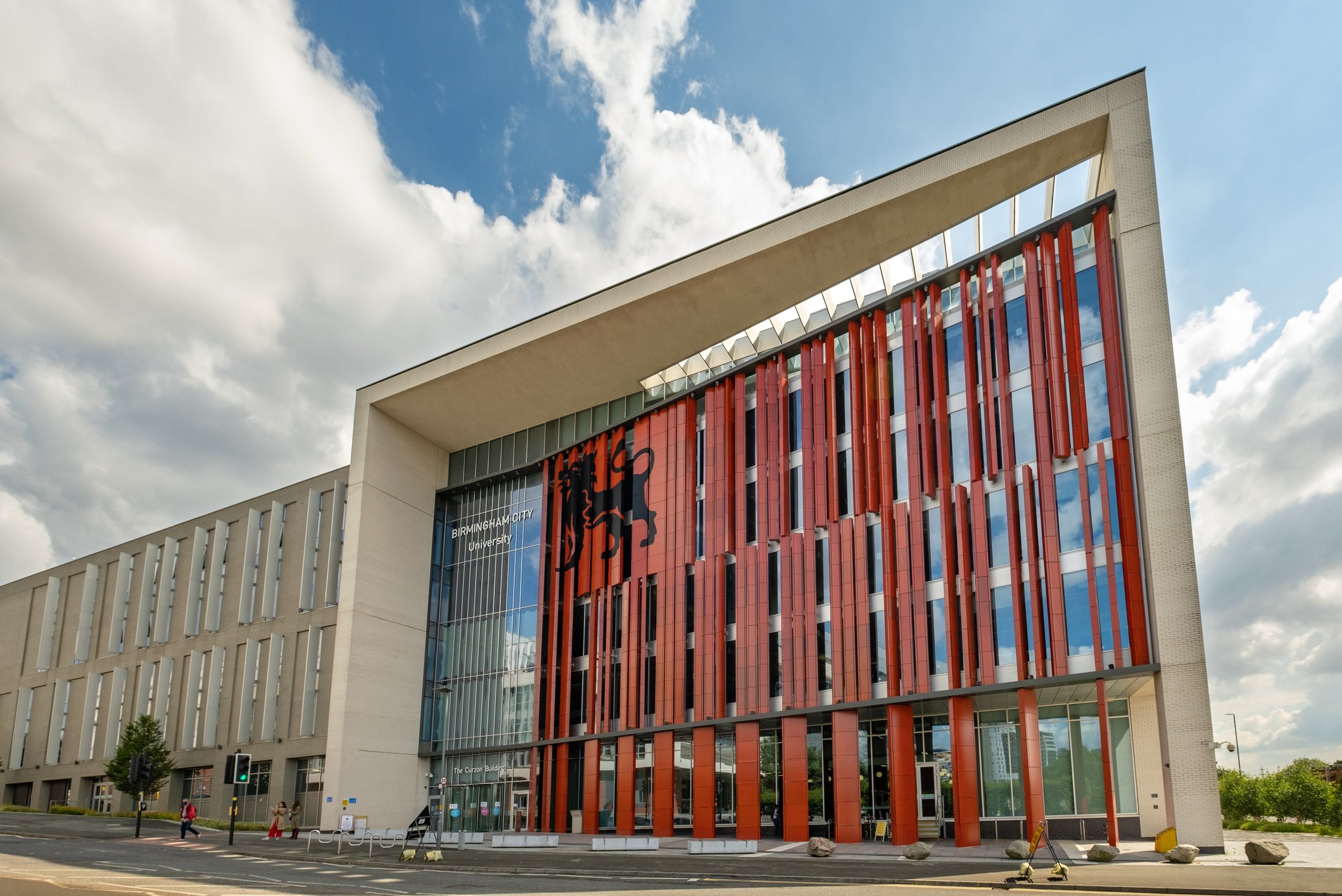 69417eff6b76c864b9e63551_Building-of-Birmingham-City-University