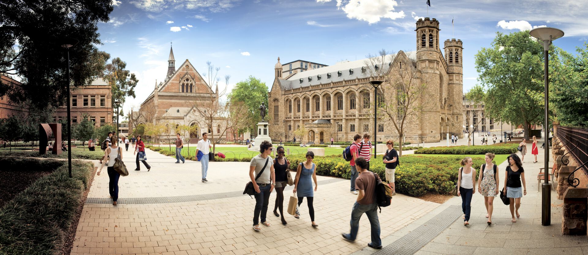 Adelaide University Campus + Panorama from North Terrace