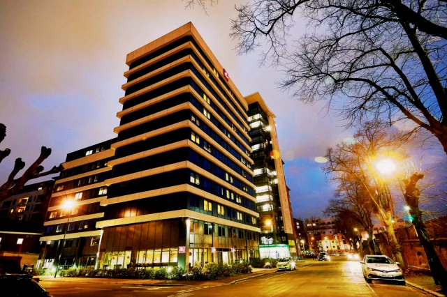 01J5CH33TD2D6STM07ZK6EC0AK_z