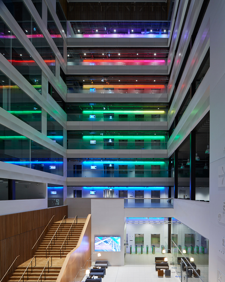 366_City-of-Glasgow-College_Atrium_06d