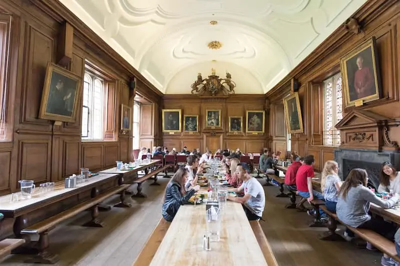 Brasenose-college-dinning-hall-oxford-city-sightseeing