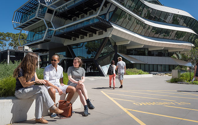 clayton-campus-green-chemical-futures-building-exterior2017