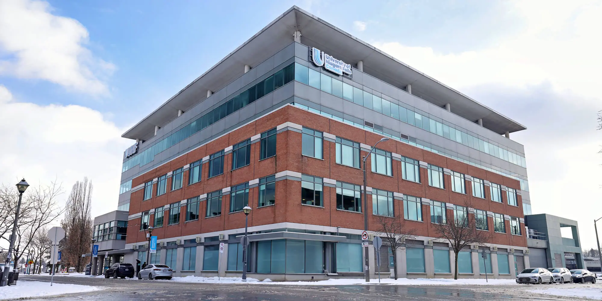 campus-facade-winter